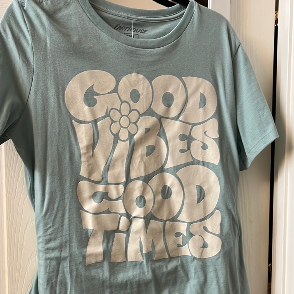 Fasthouse women’s Good Vibes Graphic Tee